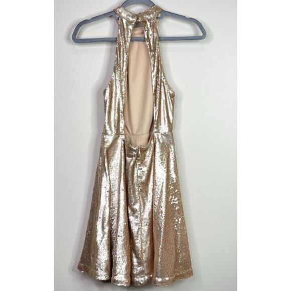 New Lulus Under the Spotlight Champagne Sequin Backless Skater Dress Size Small - Picture 2 of 10
